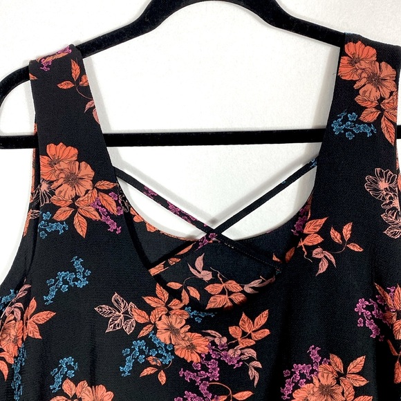 Torrid Black Floral Tiered Tank Top size 2 - Picture 7 of 12